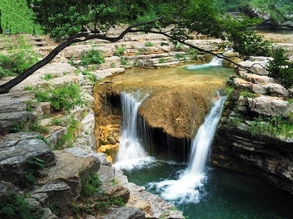 蟒河风景区