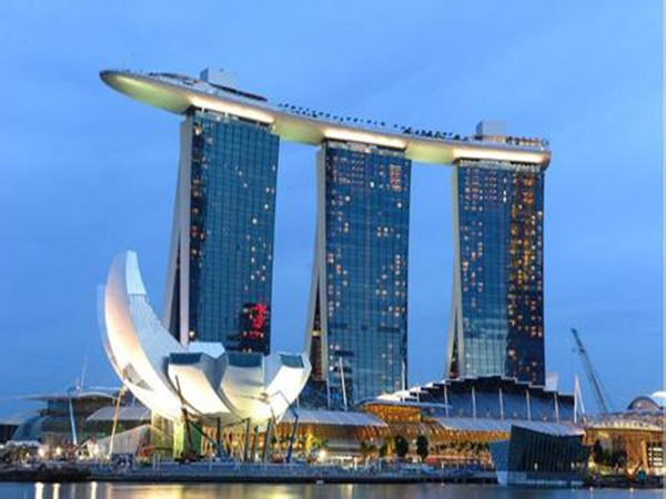 新加坡船楼
