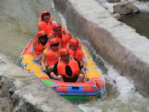 耿峪丛林峡谷漂流周至水街1日游