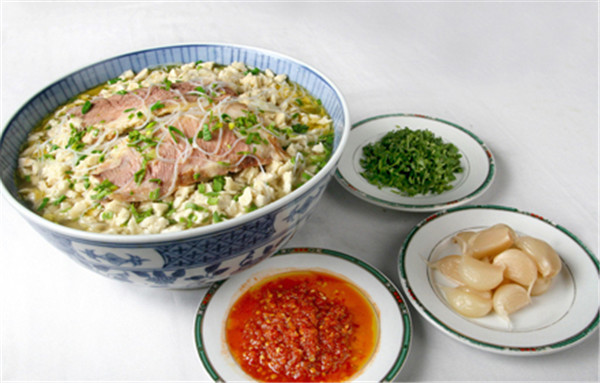 一块馍的传奇 | 泡馍用的馍为啥要叫饦饦馍？-骏途途说